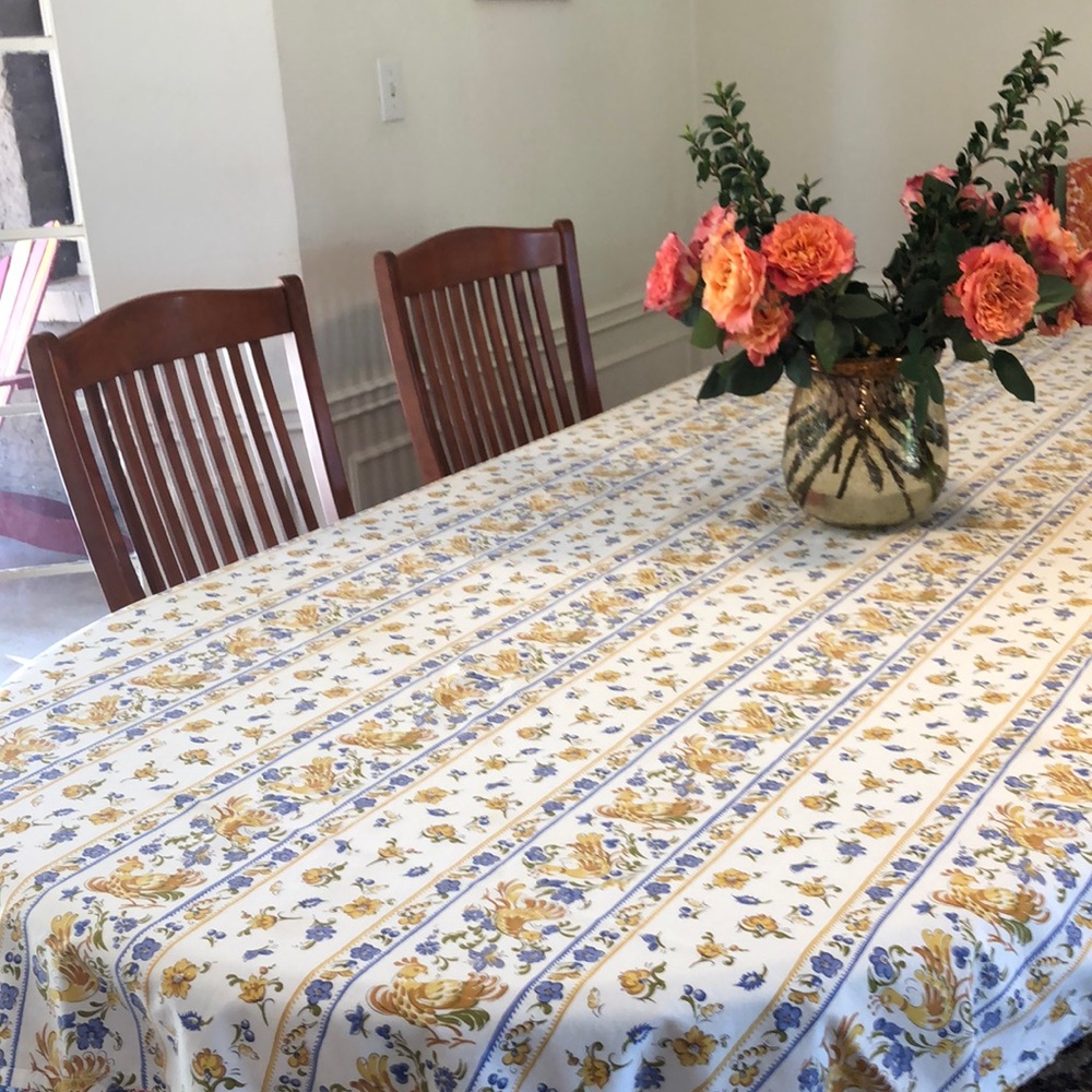 Beautiful Provençal tablecloth